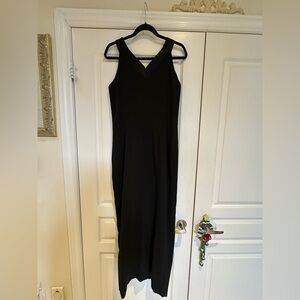 Late 1990s Vintage Elegant Black Sleeveless Wedding Guest Dress Made in Canada